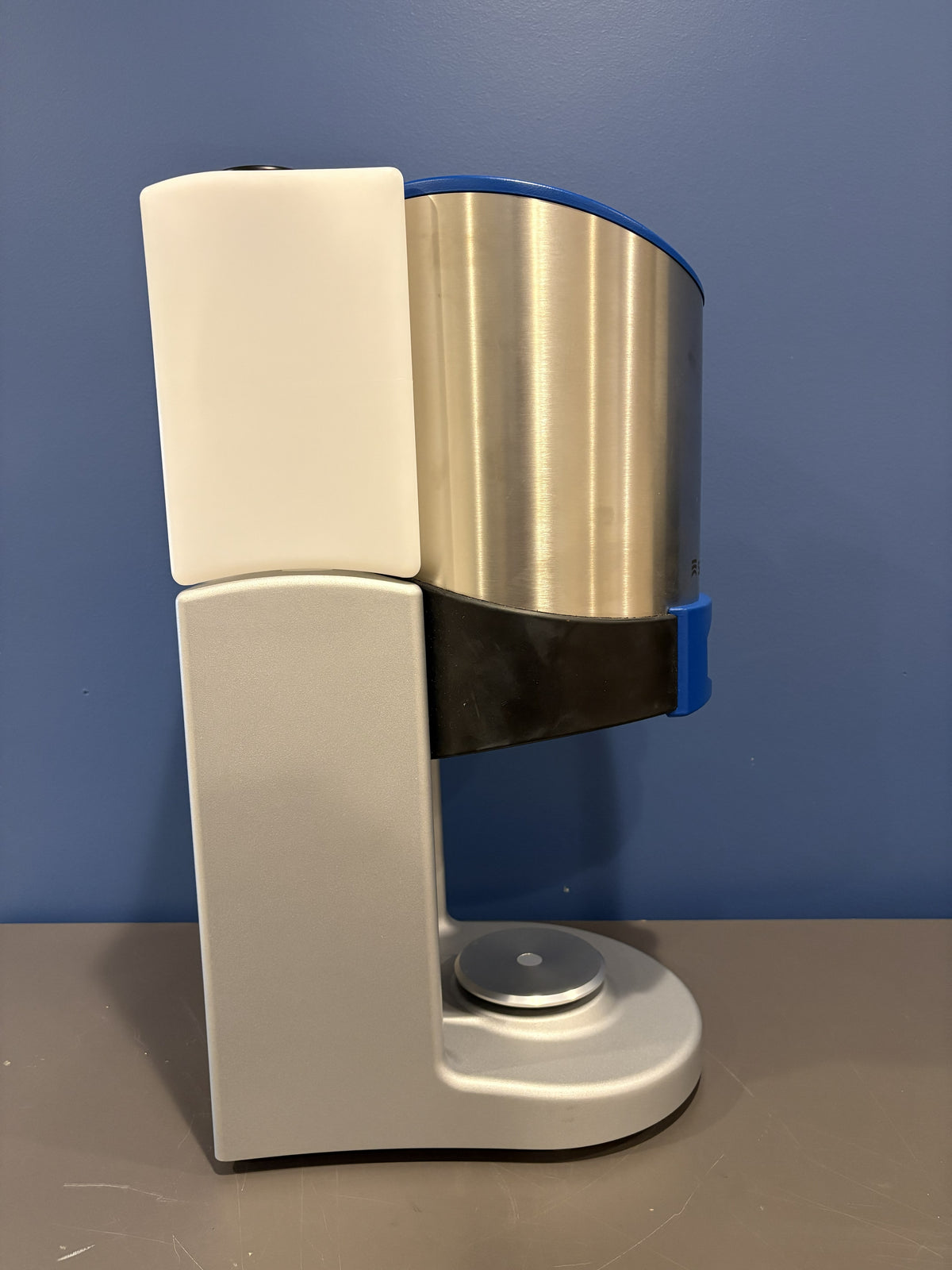 Amann Girrbach Smart Box X2 Stone Dispenser - OPEN BOX