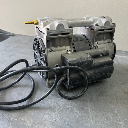 Thomas Vacuum Pump, Model 2688VE44-600